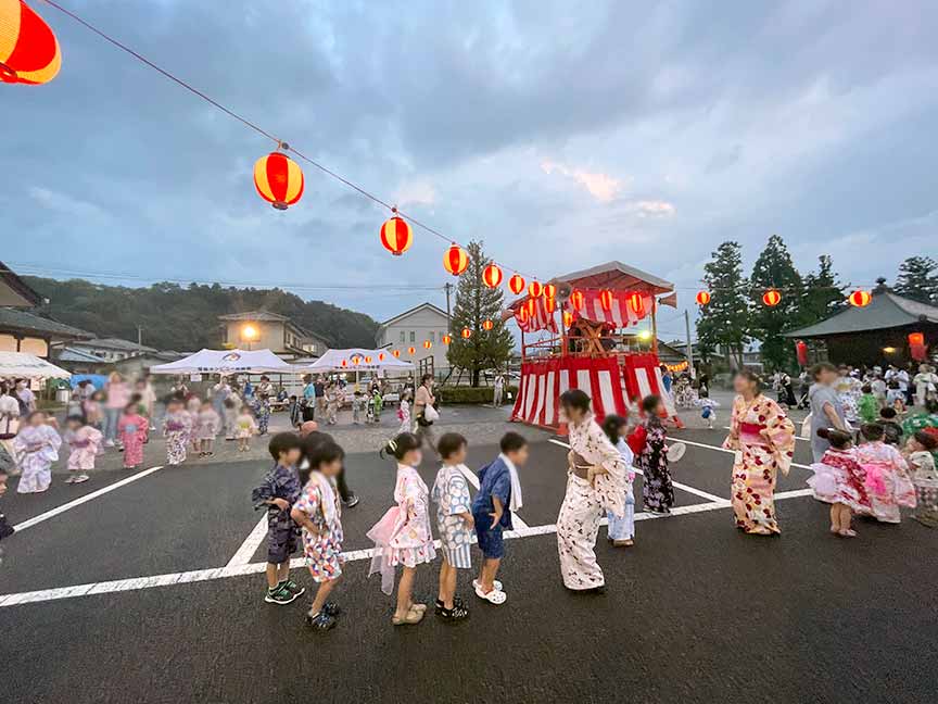 納涼盆踊り